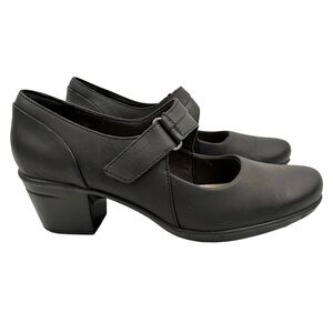 CLARKS Emslie Lulin Mary Jane Pumps